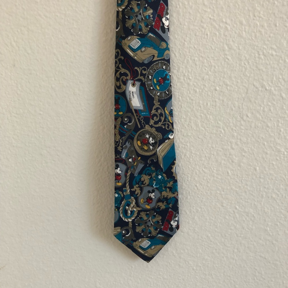 Classic Disney Mickey Unlimited Tie